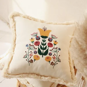 Coussin en coton avec broderies • Folk